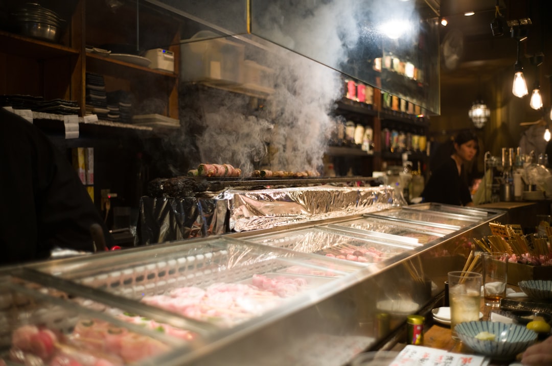 Steady radiant heat over a long service, the reason kitchens accept the higher price